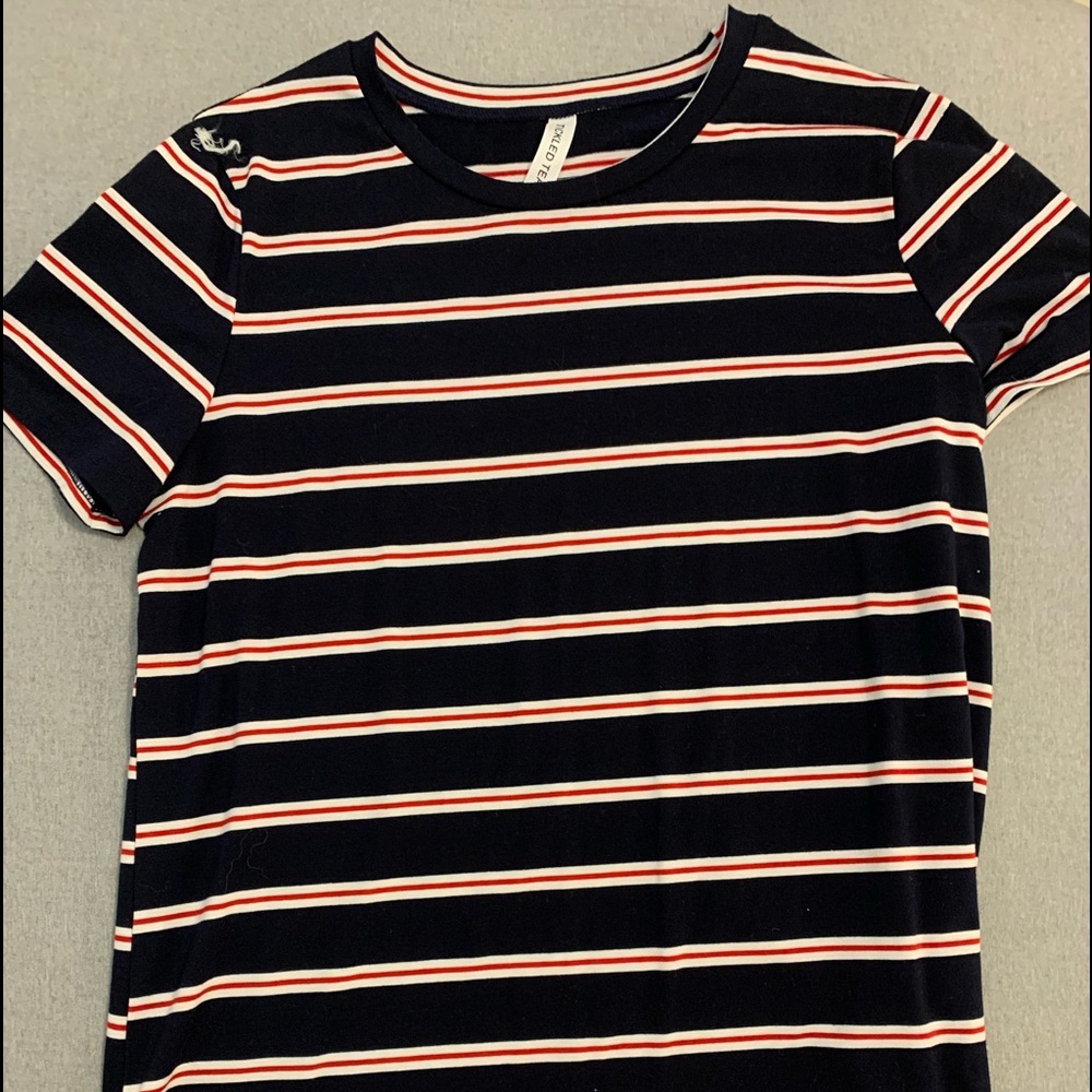 Navy red and white striped t-shirt